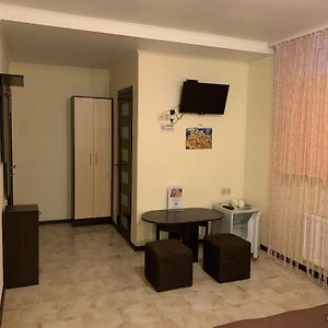 Breeze Hotel